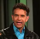 Brian Stokes Mitchell, interprète de Scott Knowles.