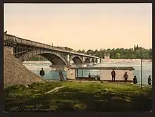 Vue du pont sur l'Allier à la fin du XIXe siècle