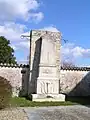 Le monument aux morts.