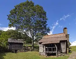 La Brinegar Cabin, cabane protégée au sein de la Blue Ridge Parkway.