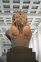 Statue colossale d'Amenhotep III, vers -1370.