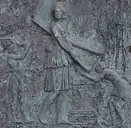 Relief en bronze représentant Artémis et deux satyres préparant un sacrifice. Musée archéologique de Délos.