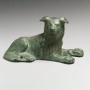 Chien en bronze, Rome, statuette du Ier ou IIe siècle, Metropolitan Museum of Art.