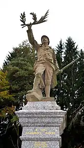 Monument aux morts de Brouvelieures.