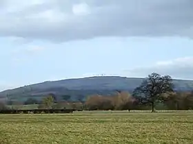 Vue de Brown Clee Hill depuis les environs de Diddlebury, au nord-est.