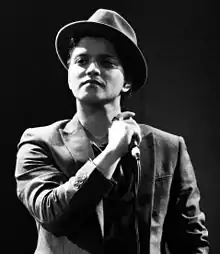 Description de l'image Bruno Mars b&w (cropped).jpg.