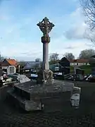 Calvaire dans le cimetière.