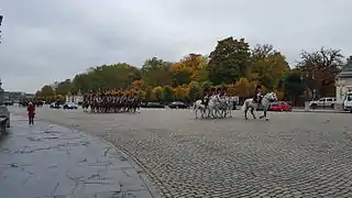 Parade militaire (répétitions pour la fête nationale).