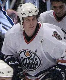 Description de l'image Bryan Young Edmonton Oilers.jpg.