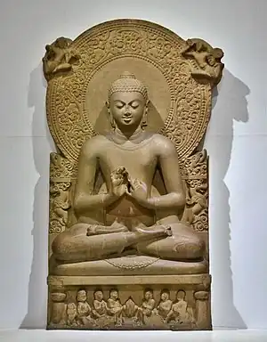 Dharmachakra-mudrā. Bouddha enseignant. Epoque Gupta, Musée de Sarnath.