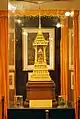 Petit stūpa bouddhiste contenant des reliques de Bouddha, en provenance d'un stūpa construit par l'empereur maurya Ashoka au IIIe s. av. J.-C.