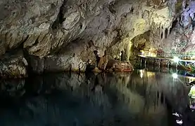 Passerelle à l'intérieur de la branche sud.