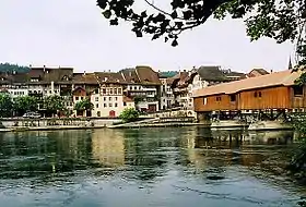 Le Holzbrücke de Büren an der Aare.