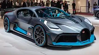 Bugatti Divo 2020