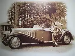 Jean Bugatti et sa Bugatti Royale Roadster Esders de 1932.