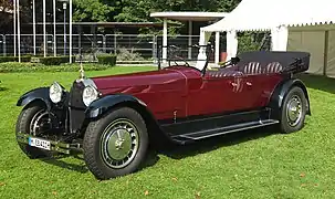 Modèle reconstruit des années 2010, à l'image de la première carrosserie Torpédo Packard Prototype « Coupé du patron » de 1926.