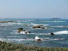 Terminal de Hadera en Israël, à l'extrémité d'une jetée de 2,5 km de long.