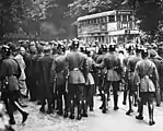 Déploiement de police au Tiergarten pendant les élections législatives de juillet 1932