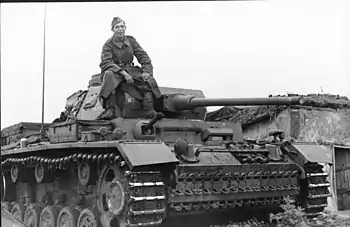 Panzer III Ausf G : 800 produits, janvier 1939 ; le fer de lance du Fall Gelb.