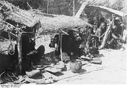 Marché de Mora vers 1913, Cordonnier.