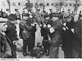 5. Des hommes de la  Volkssturm en octobre 1944.