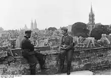 Soldats allemands au château de Caen