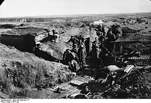 Photo d'un poste allemand de tranchées, pris en 1917 sur le secteur Croisilles - Bullecourt.
