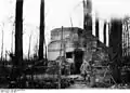 Bunker et soldat allemand photographiés à Fromelles en 1916.