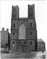 Façade de l'église en 1951