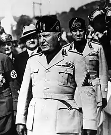 Benito Mussolini, commandant de l'armée italienne.