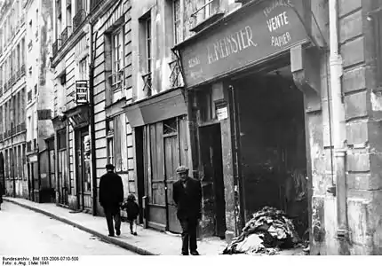 Un magasin juif du Marais détruit (mai 1941).
