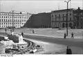 Reconstruction de la place en 1949.