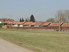 Une rue vue depuis le carreau de fosse.