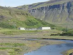 Centrale hydroélectrique de Búrfell (273 MW).
