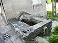 Fontaine à l'entrée du hameau de Muna