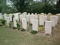 Ces deux lignes de pierres tombales sont destinées à ceux qui sont tombés pendant la Seconde Guerre mondiale et dont les tombes sont perdues, comme pour le capitaine Mateen Ansari (en), récipiendaire posthume de la Croix de Georges.