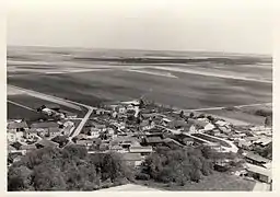 Bussy-le-Château - vue d'ensemble.