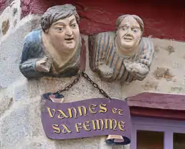 Vannes et sa femme, enseigne emblématique de la ville de Vannes.