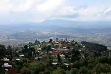 Vue des hautes collinnes de la ville de Butembo dans les annéés 2010-2014