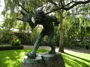 Troll qui sent le sang chrétien, sculpture de Niels Hansen Jacobsen, 1895