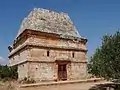 L'un des deux tombeaux pyramidaux d'Al-Bara.