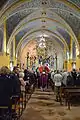 Mise en place de la cérémonie pour la messe