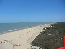 La côte sauvage depuis la couronne du phare.