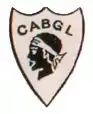Blason blanc avec une tête de Maure stylisée et les lettres majuscules CABGL au-dessus.
