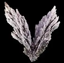 Calcite Malce polysynthètique - Mine de Batère Pyrénées-Orientales (17 × 13 cm)