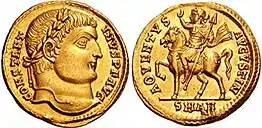 Photographie des deux faces d'une pièce en or représentant Constantin le Grand.
