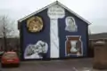 C.S. Lewis était natif de Belfast, non loin de l’endroit où se trouve ce murals. Son conte pour enfant « Le lion, la sorcière et l’armoire » a été adapté récemment au cinéma. Lower Newtownards, East Belfast. 2002.