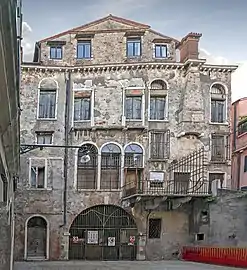 Ca' Da Mosto - façade sur le Campiello del Leon Bianco