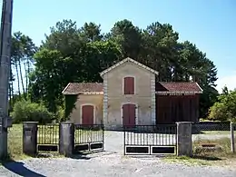 L'ancienne gare de Cabanac (août 2015).