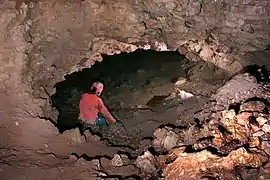 Siphon de la grotte de la Cabane à Saint Paul des Fonts.